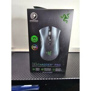 Razer DeathAdder v2 Pro Wireless Gaming Mouse - Classic Black (RZ01-03350100)